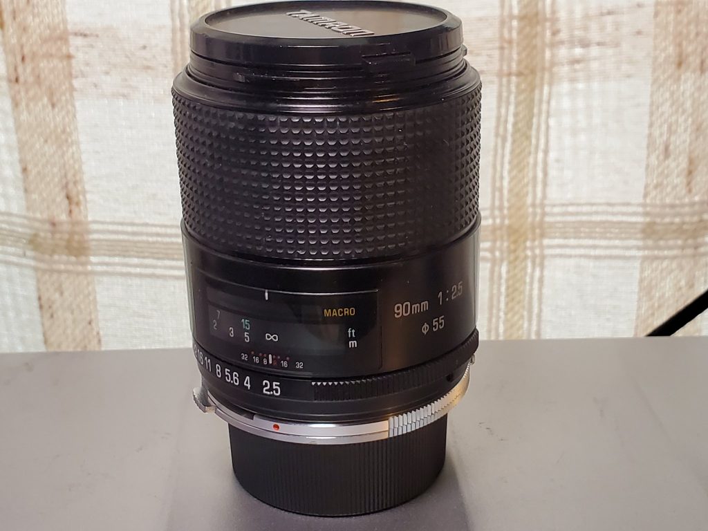 タムロン 200-500mm F6.9 アダプトール２の望遠ズームレンズを比較する